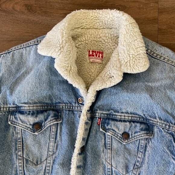 Levi's Vintage Sherpa Jacket - Picture 2 of 2
